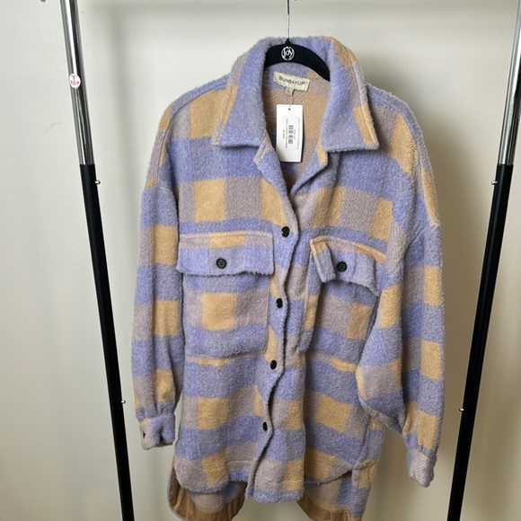New Sunday Up Lavender Purple and Cream Fuzzy Button Up Shacket Size Large - Picture 2 of 8